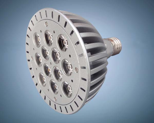 bunte LED-Beleuchtung,3x5 Watt,Hight Power Spotlicht 11,
20104811351617,
KARNAR INTERNATIONALE GRUPPE LTD